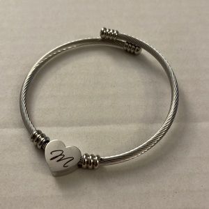 Pretty Cable Bracelet M Initial Silver Colored D21